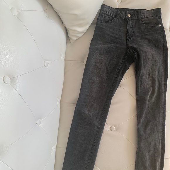 H&M Skinny  Regular Jeans - Picture 1 of 3